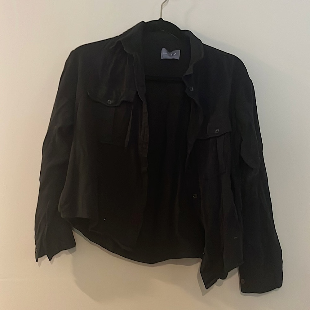 Black shirt